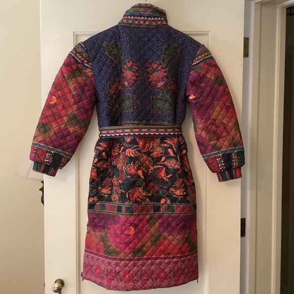 FARM Rio Mixed Patchwork Midi Reversible Puffer Jacket w/Belt Side Zipper Vents - Picture 8 of 16